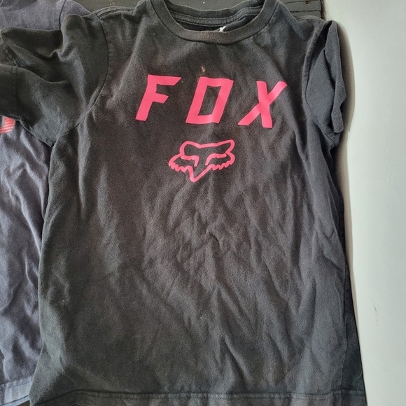 Fox Racing Boys Medium YM Lot of 2 Short Sleeve T-shirts Black Blue Red Pink Tee - Picture 8 of 8